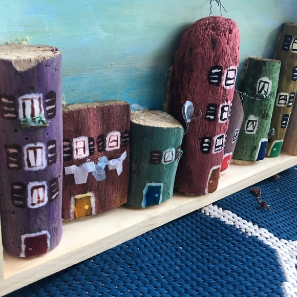 Mini beachwood town - Picture 2 of 5